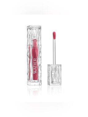 **NEW LISE WATIER LIP LACQUER**